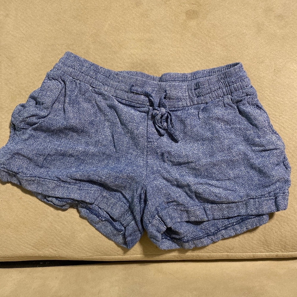 Old navy denim like fabric shorts